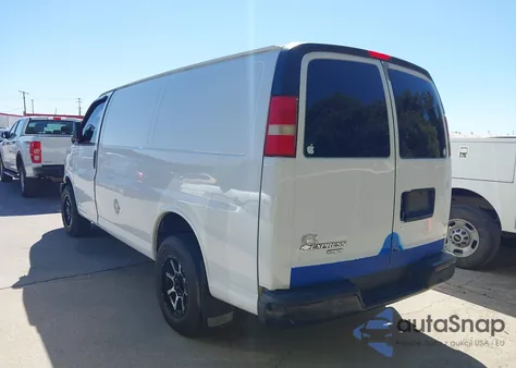 2012 Chevrolet Express 2500 Work Van z USA, uszkodzony, nr VIN 1GCWGFBA5C1194666